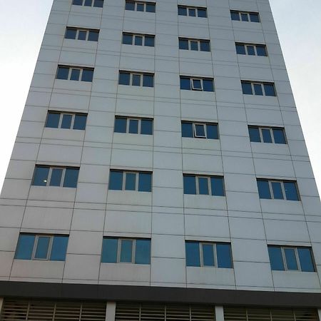 Golden Rose Luxury Suites Manama Eksteriør billede